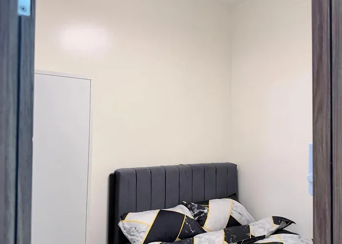 Apartamento 2 Bedroom Modern Near The Airport *