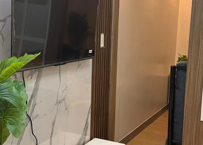 2 Bedroom Modern Near The Airport Apartamento Manila